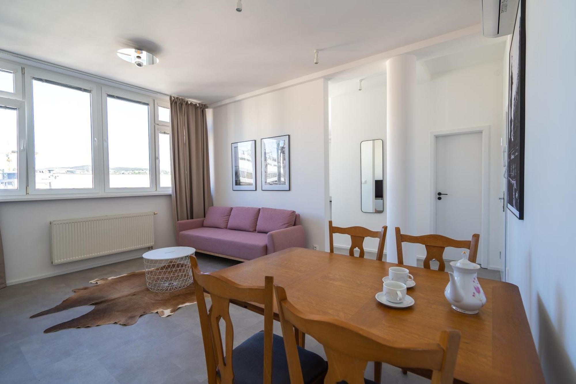 Old Town Apartment Black براتسيلافا المظهر الخارجي الصورة